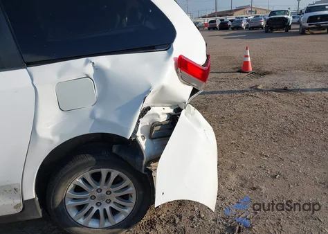 2011 Toyota Sienna Xle V6 Auto Access Seat z USA, uszkodzony, nr VIN 5TDYK3DC9BS109656